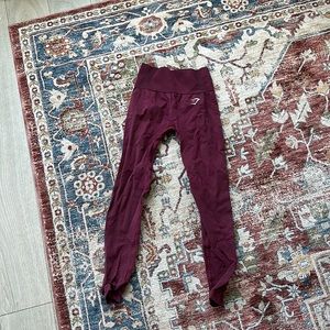 XS Gym Shark Leggings.